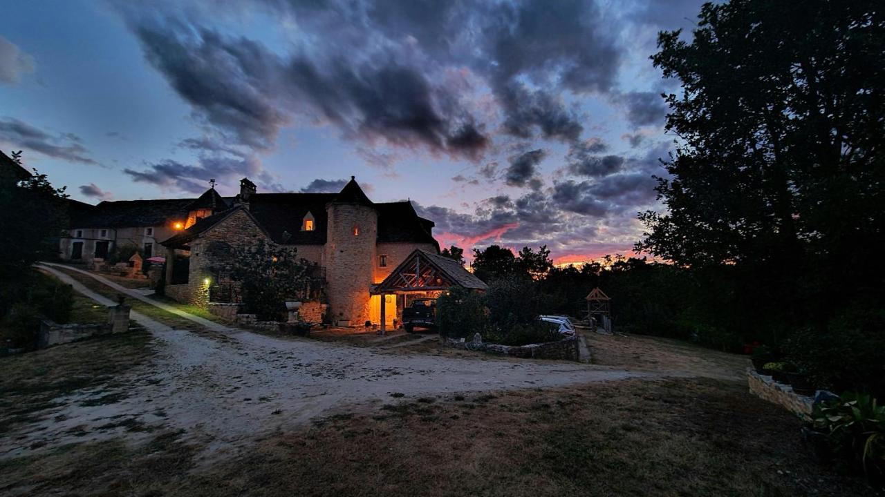 Gites Des 3 Vallees Salignac Eyvigues Экстерьер фото